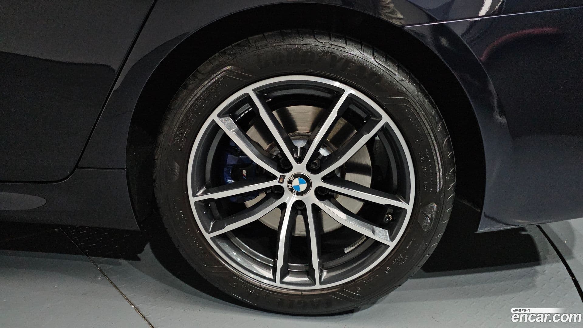Main__Slider__Photo:5-Series BMW 2022.3-20