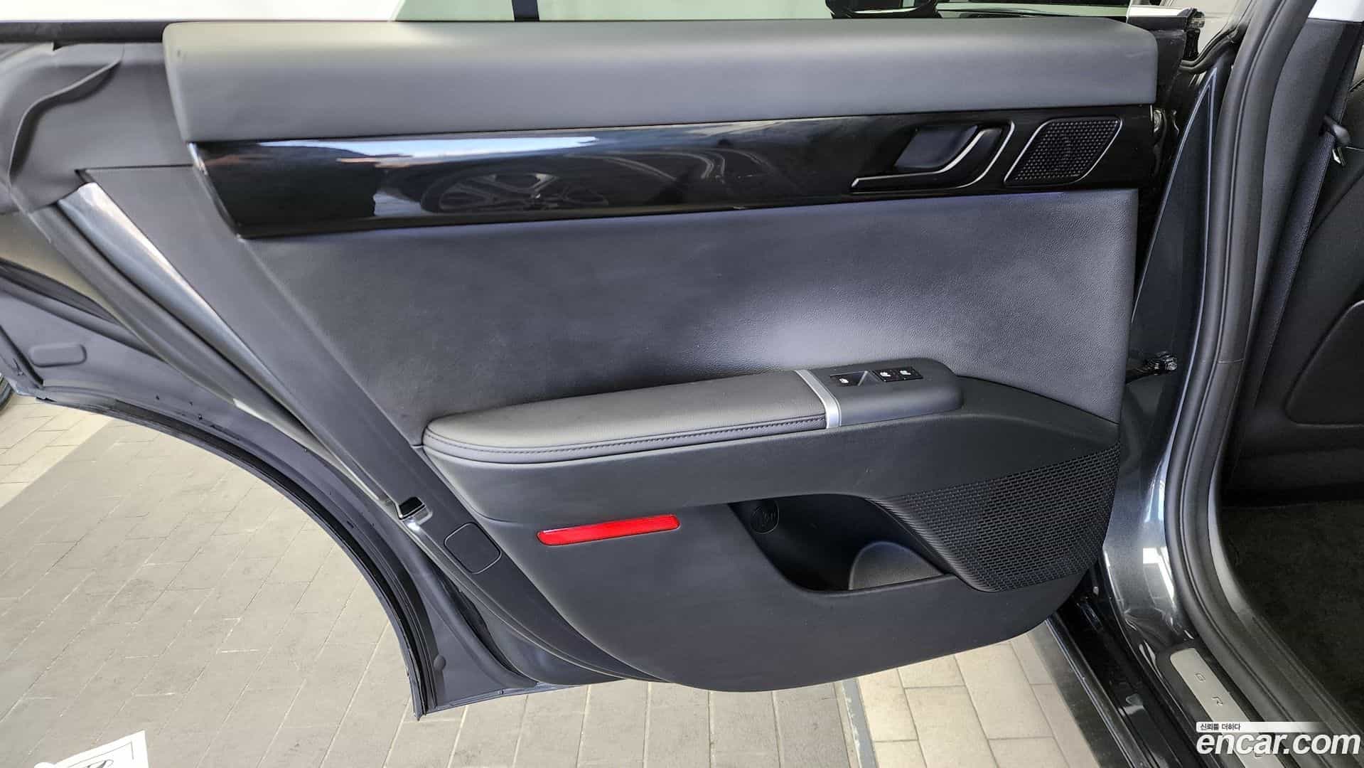 Grandeur Hyundai 2024.2-INNER-035