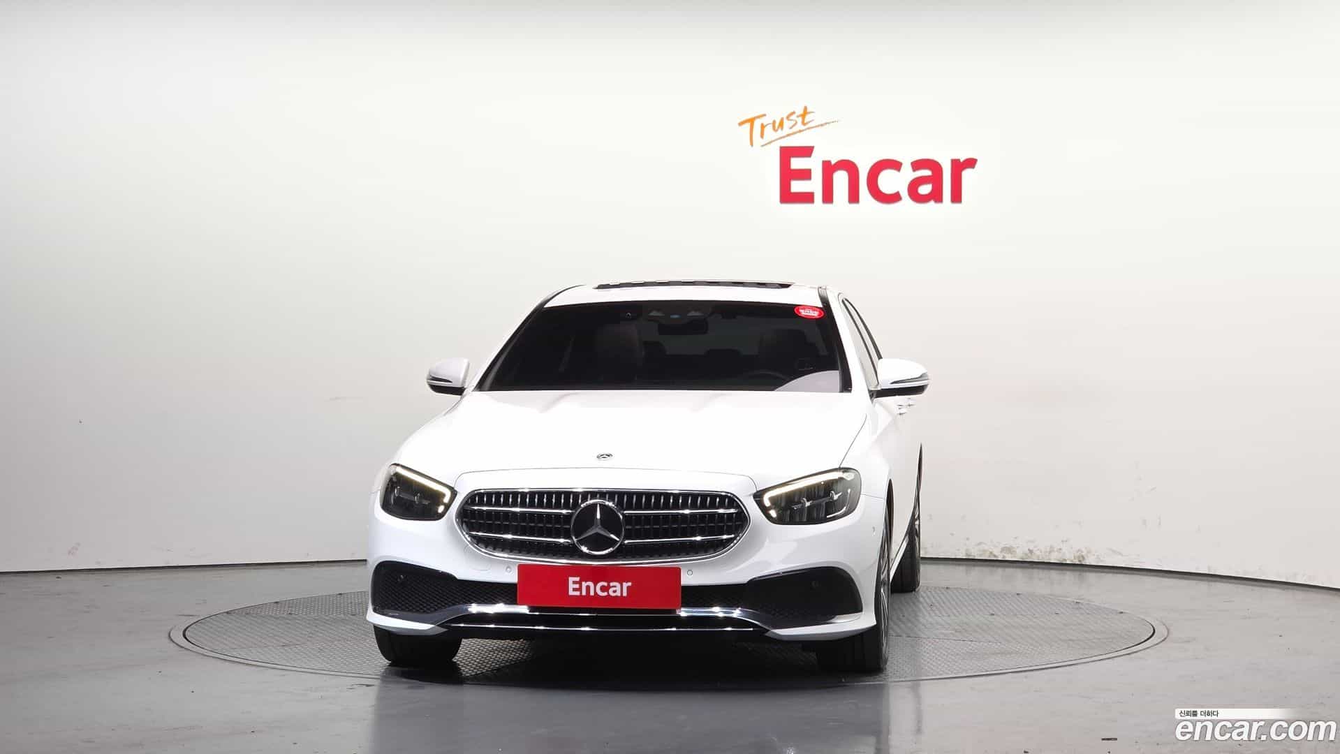 E-Class Mercedes-Benz 2021.6-OUTER-003