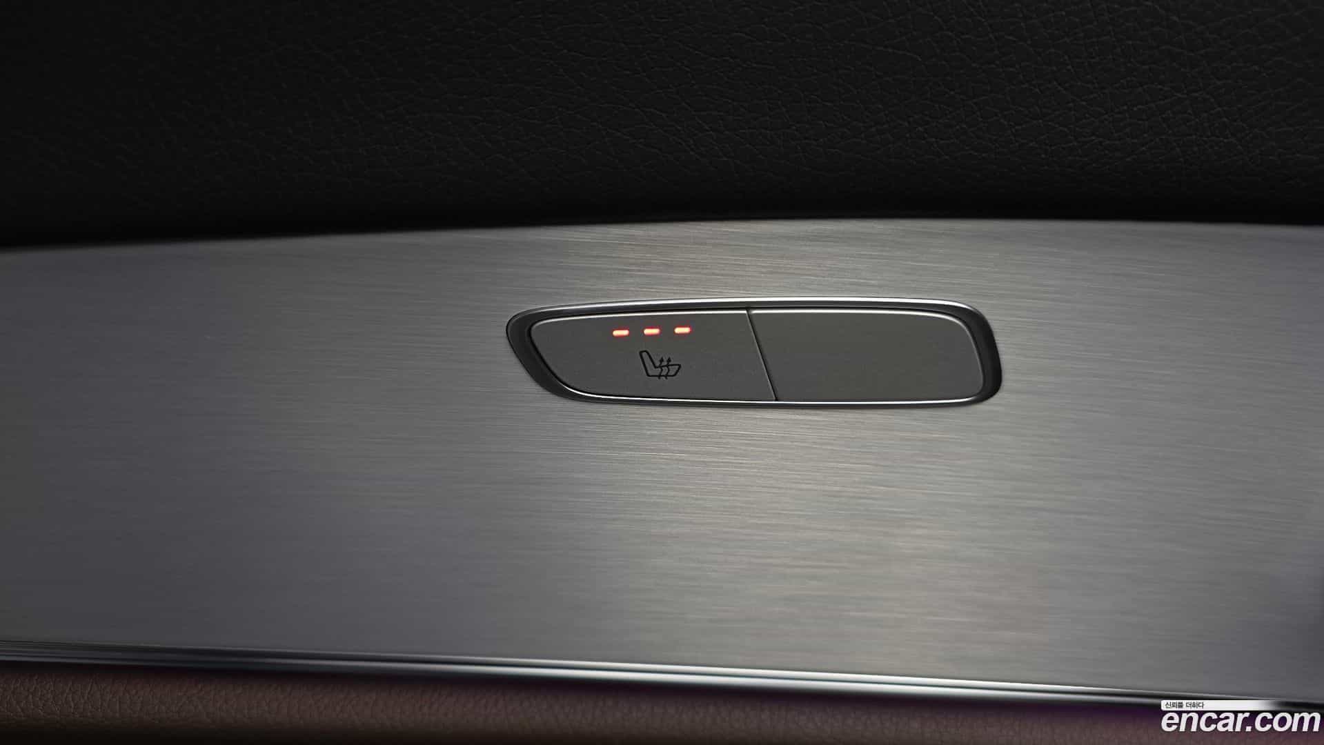 E-Class Mercedes-Benz 2021.6-OPTION-023
