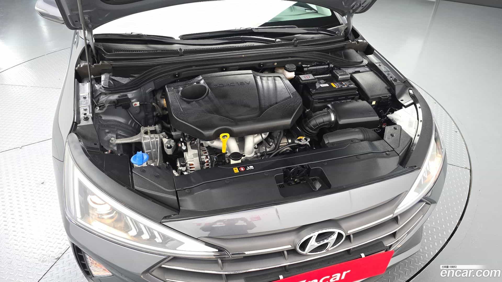 AVANTE Hyundai 2019.5-OUTER-006