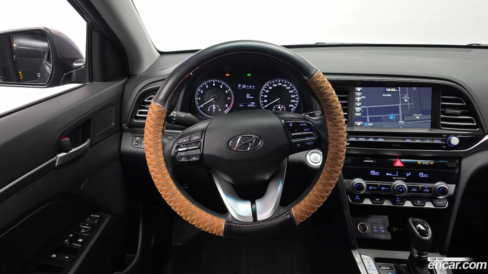 AVANTE Hyundai 2019.5-OPTION-017