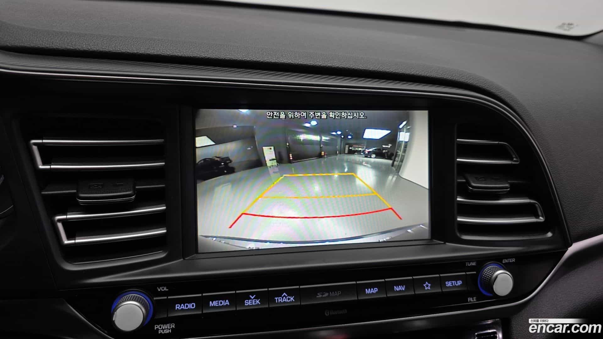 AVANTE Hyundai 2019.5-OPTION-019