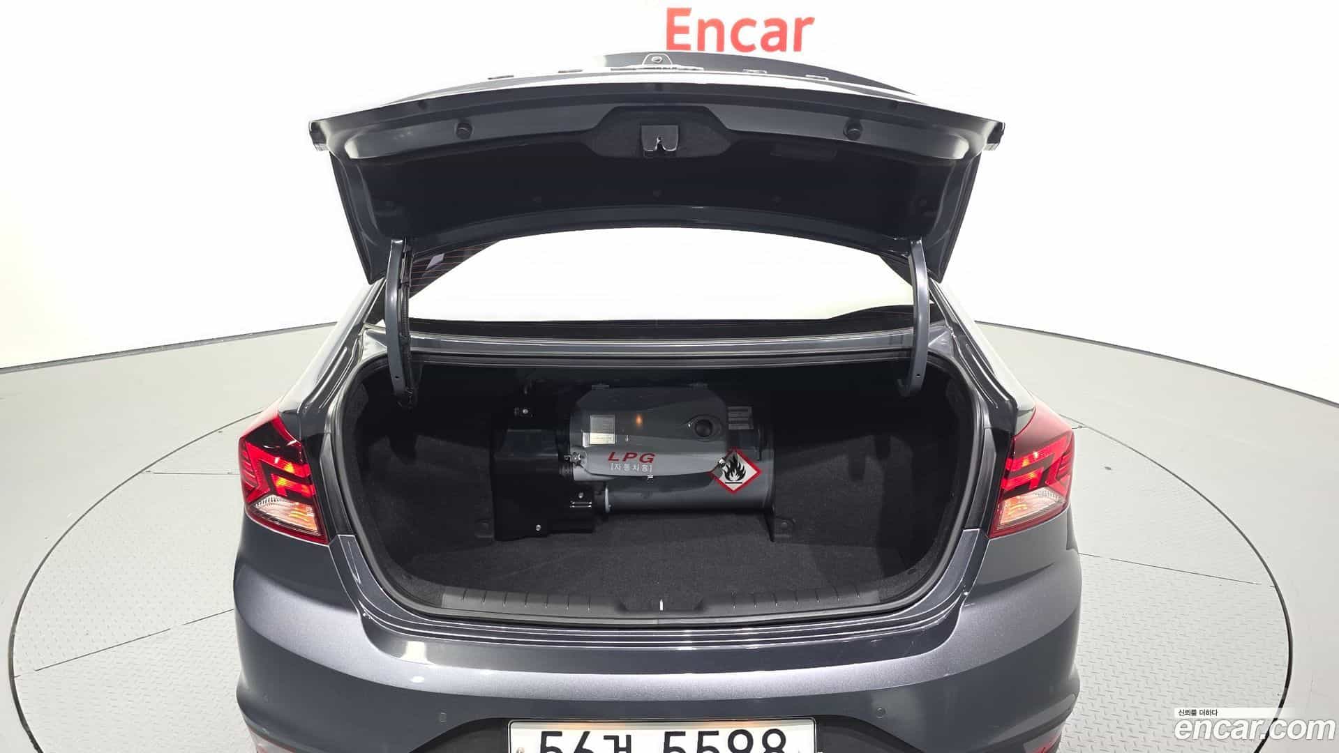 AVANTE Hyundai 2019.5-OPTION-024