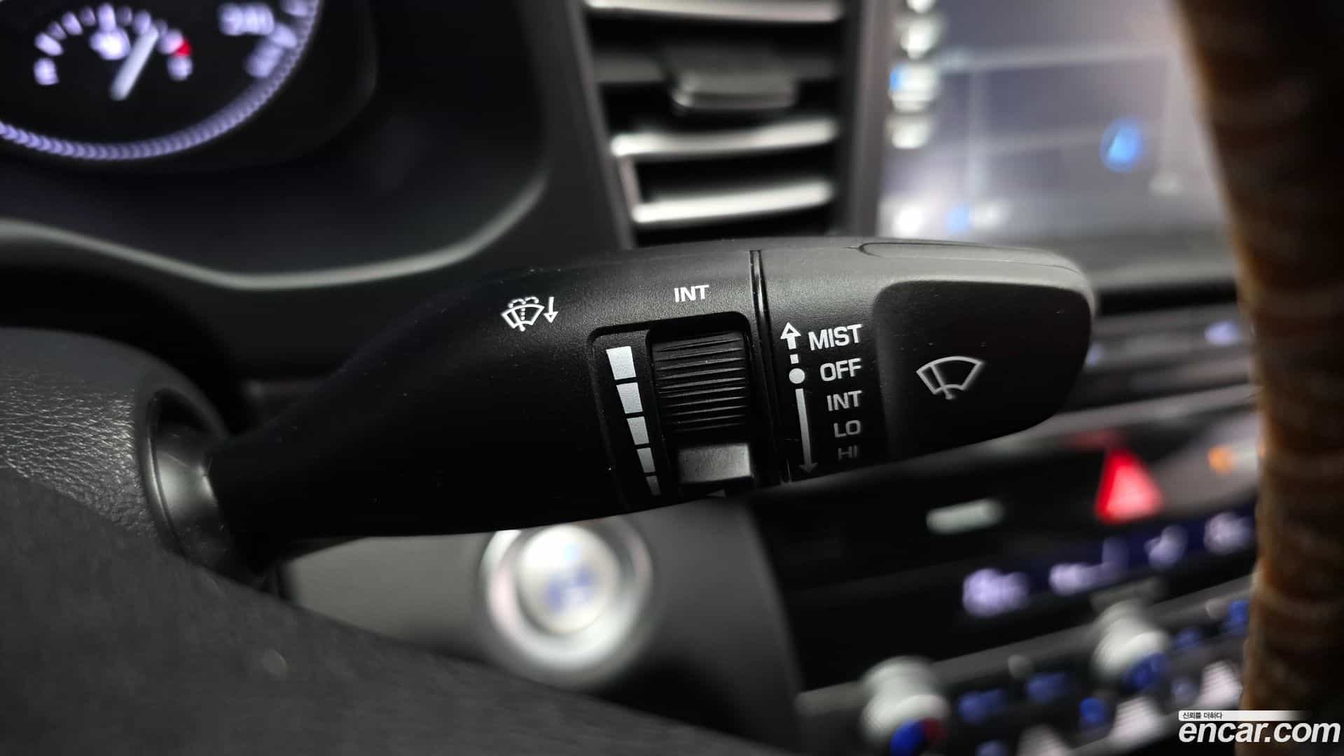 AVANTE Hyundai 2019.5-OPTION-042