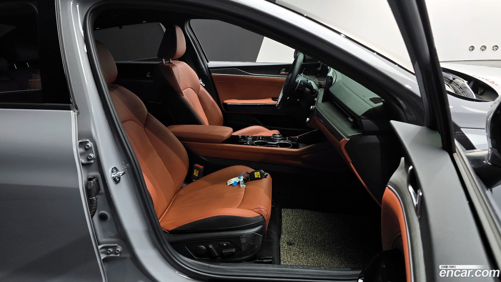 Main__Slider__Photo:K5 Kia 2025.1-25