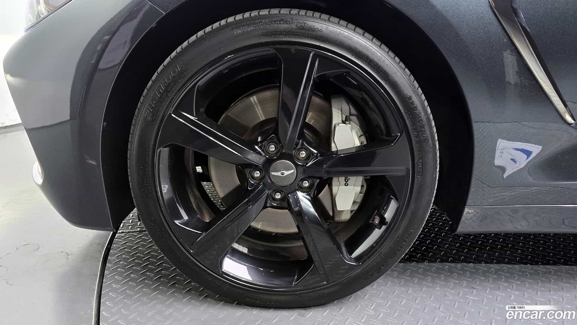 G70 Genesis 2018.10-OUTER-005