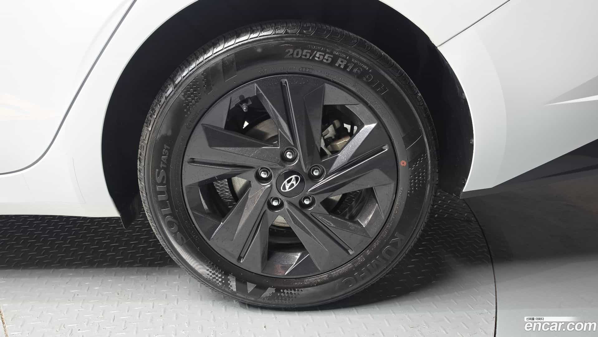 AVANTE Hyundai 2021.3-OUTER-031
