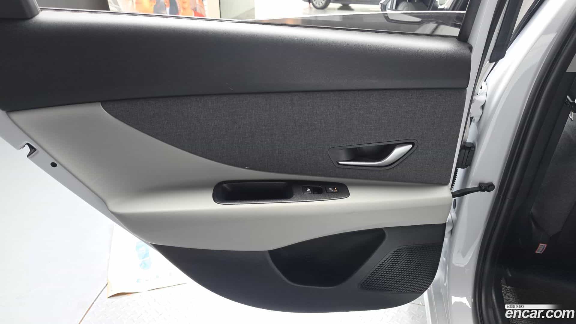 AVANTE Hyundai 2021.3-INNER-035