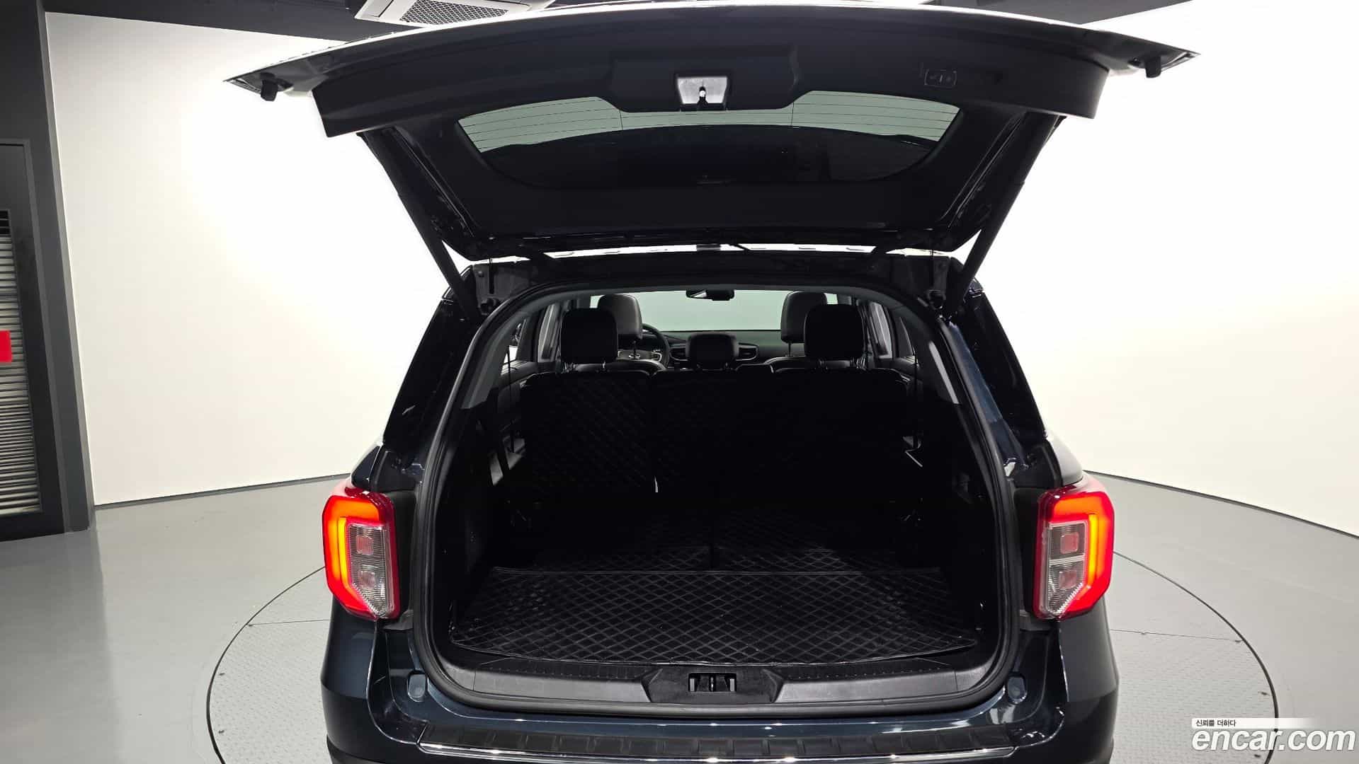 Explorer Ford 2023.11-OPTION-024