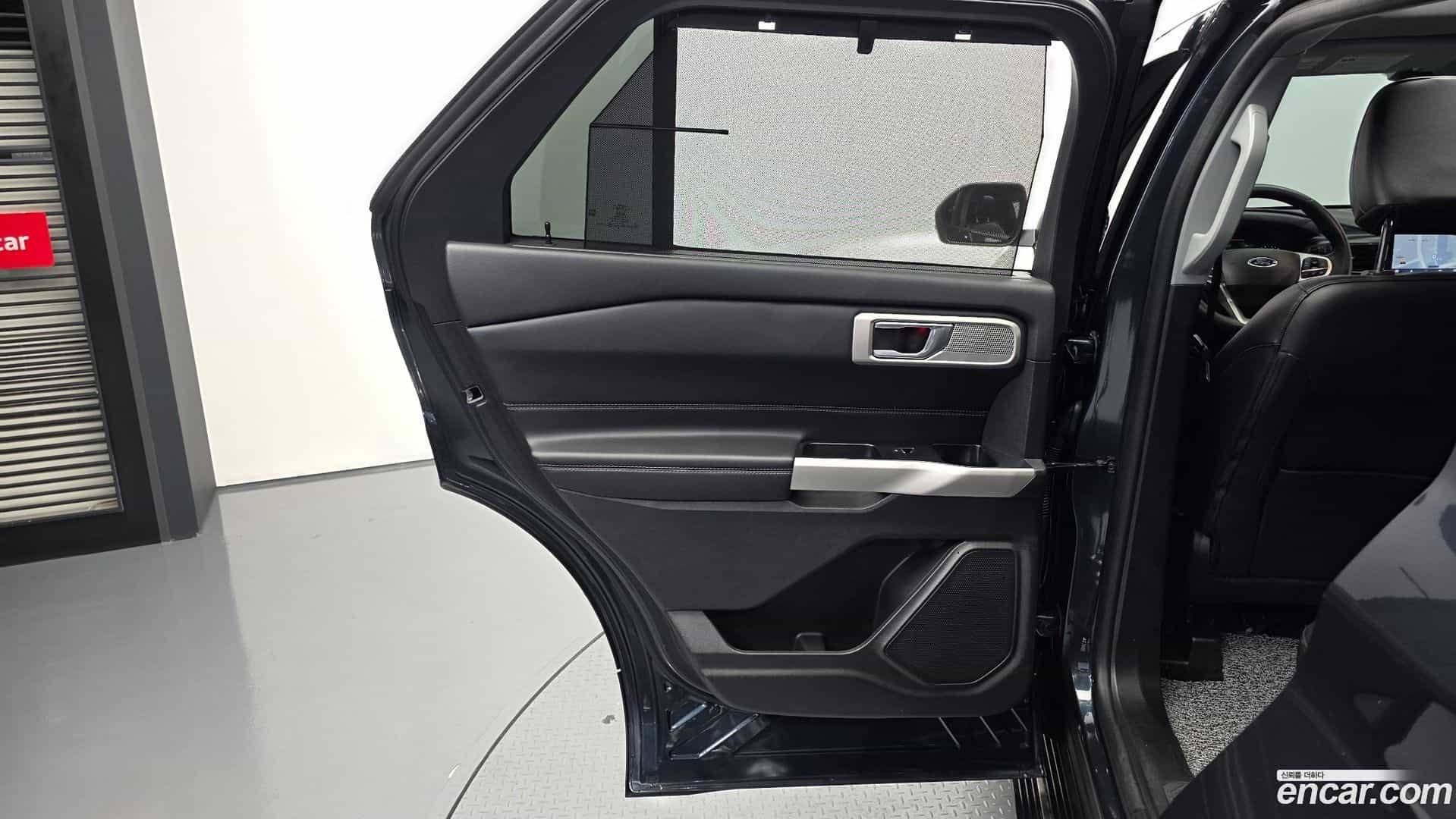 Explorer Ford 2023.11-INNER-035