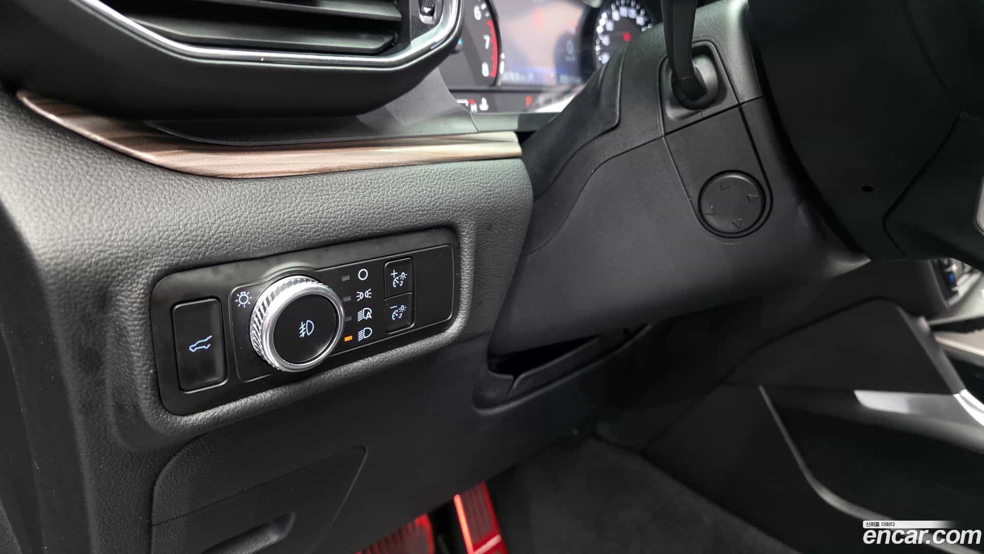 Explorer Ford 2023.11-OPTION-040