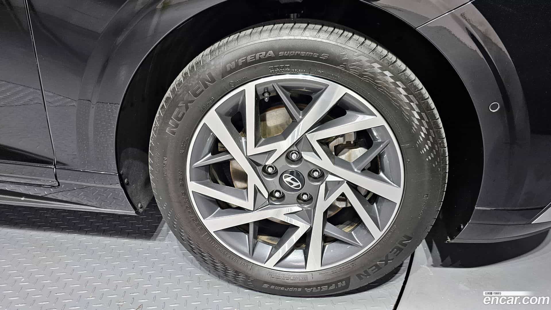 Grandeur Hyundai 2023.1-OUTER-031