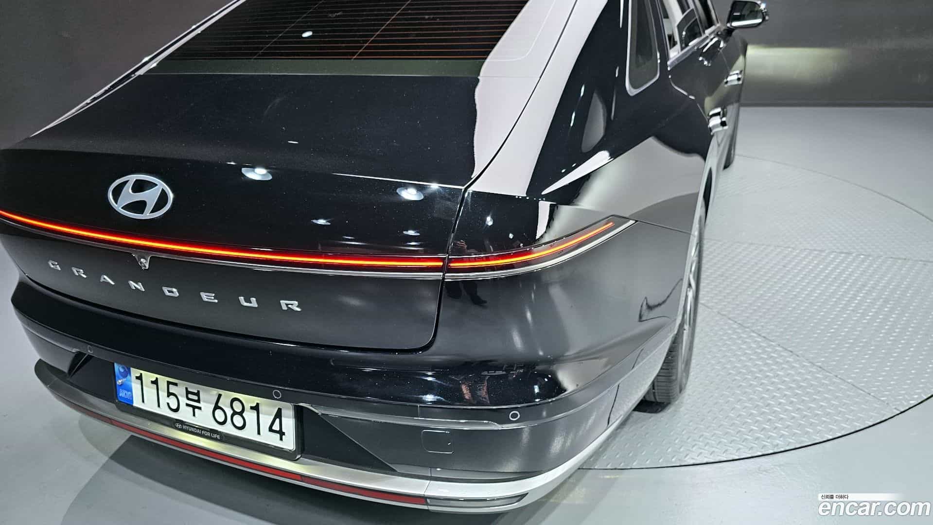 Grandeur Hyundai 2023.1-OUTER-033