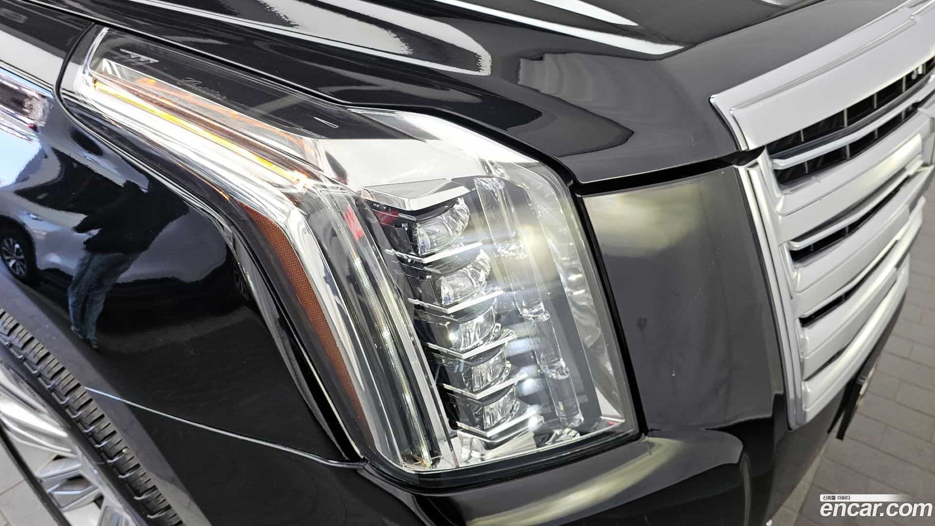 Escalade Cadillac 2018.10-OUTER-032