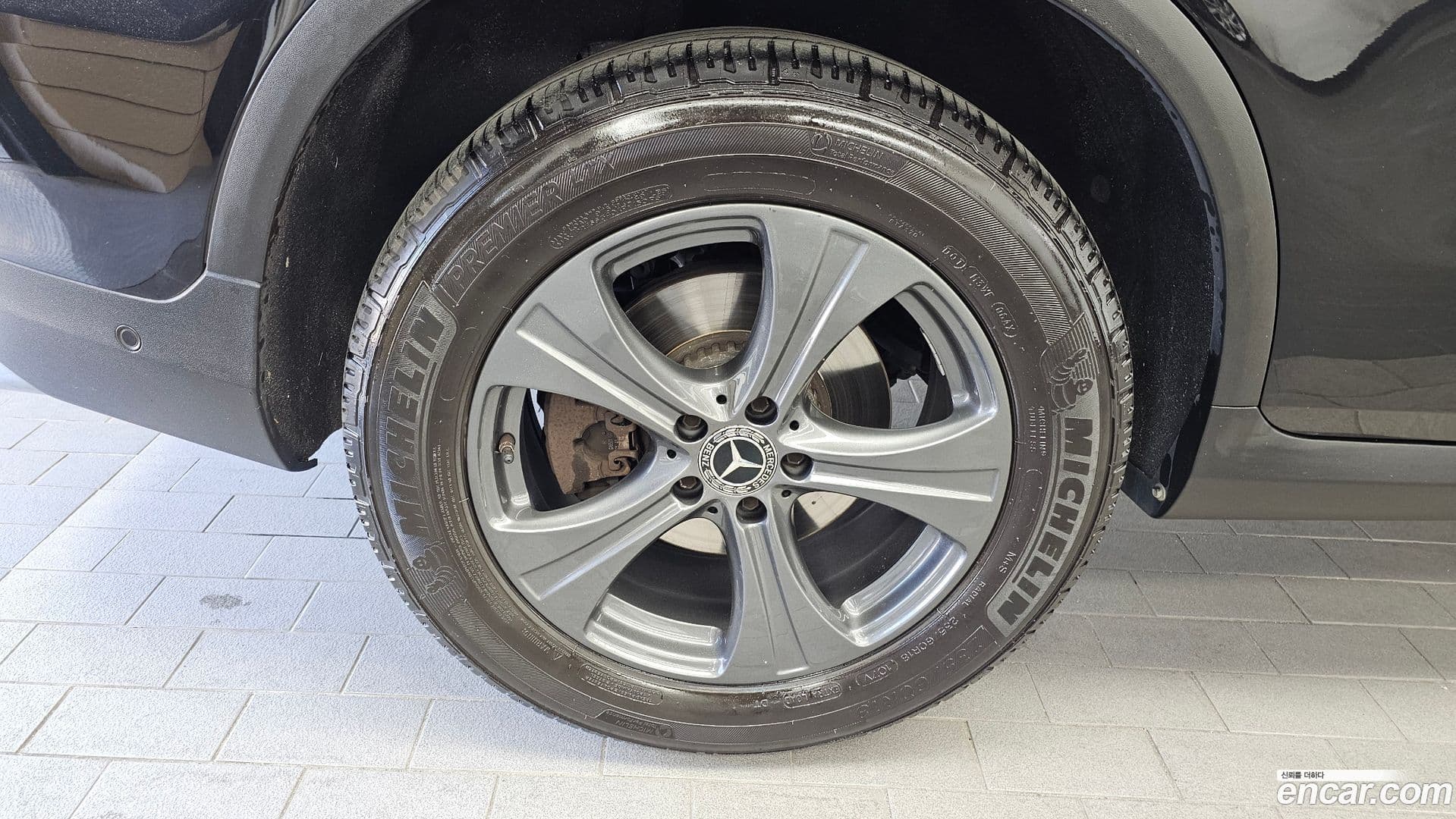 Main__Slider__Photo:GLC-Class Mercedes-Benz 2018.1-4