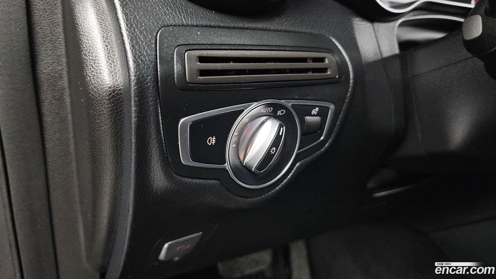 Main__Slider__Photo:GLC-Class Mercedes-Benz 2018.1-28