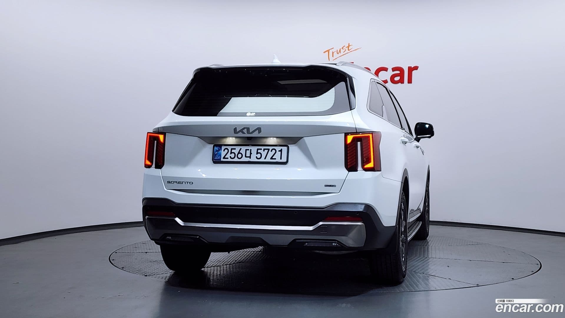 Main__Slider__Photo:Sorento Kia 2024.3-3