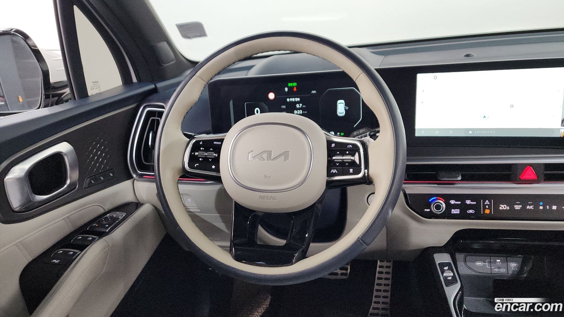 Main__Slider__Photo:Sorento Kia 2024.3-12