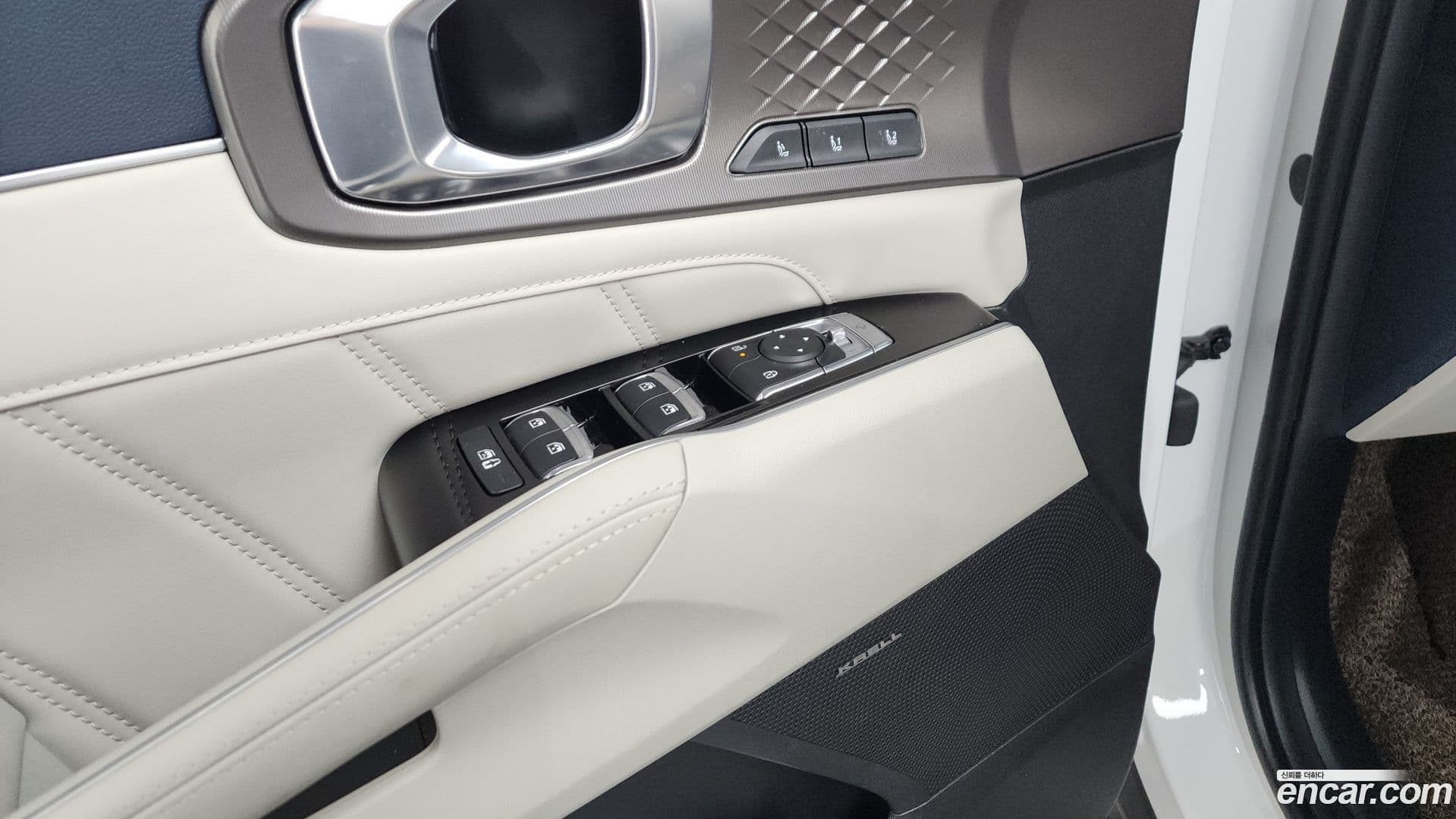 Main__Slider__Photo:Sorento Kia 2024.3-40