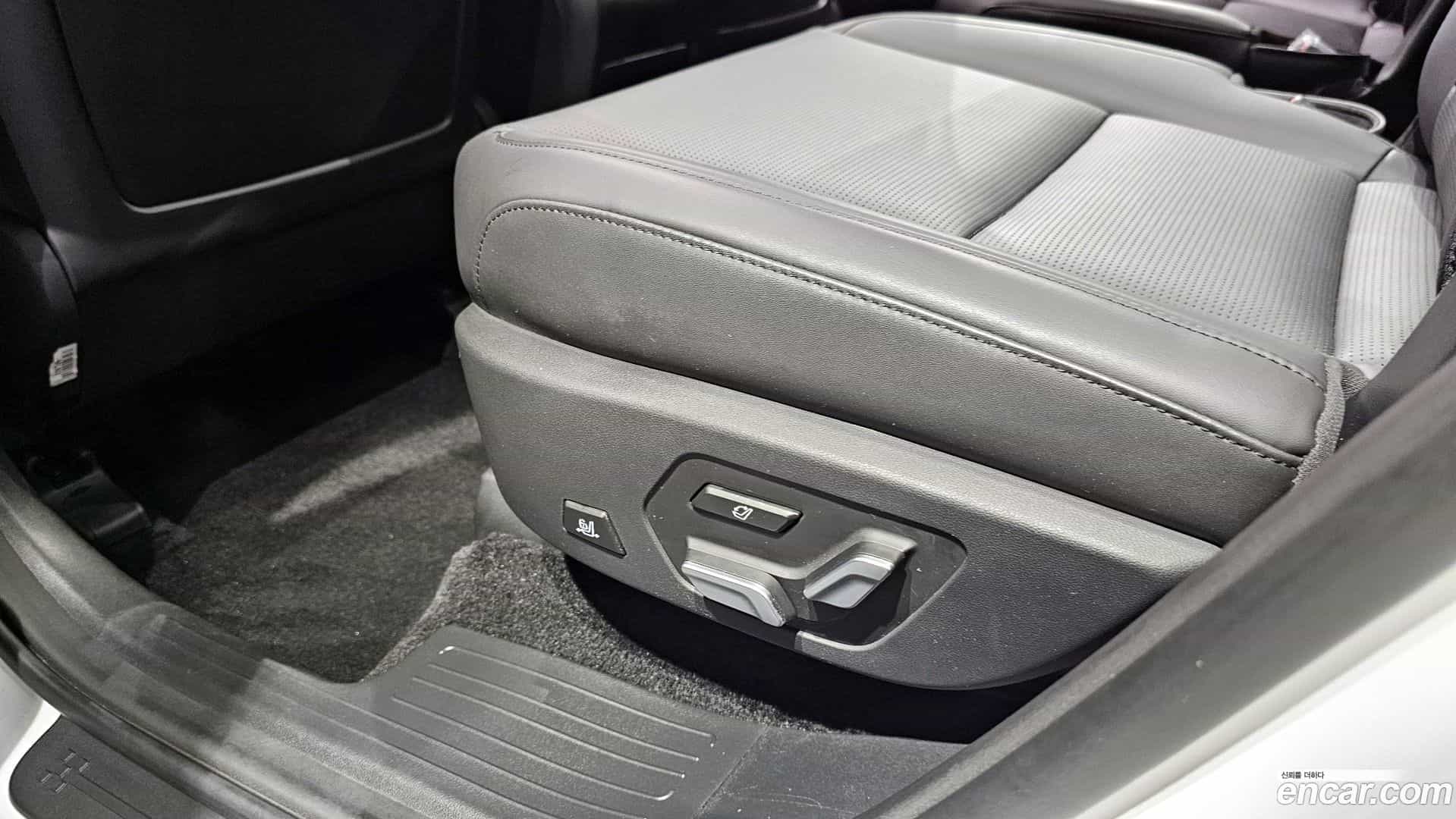 Santafe Hyundai 2023.9-OPTION-045