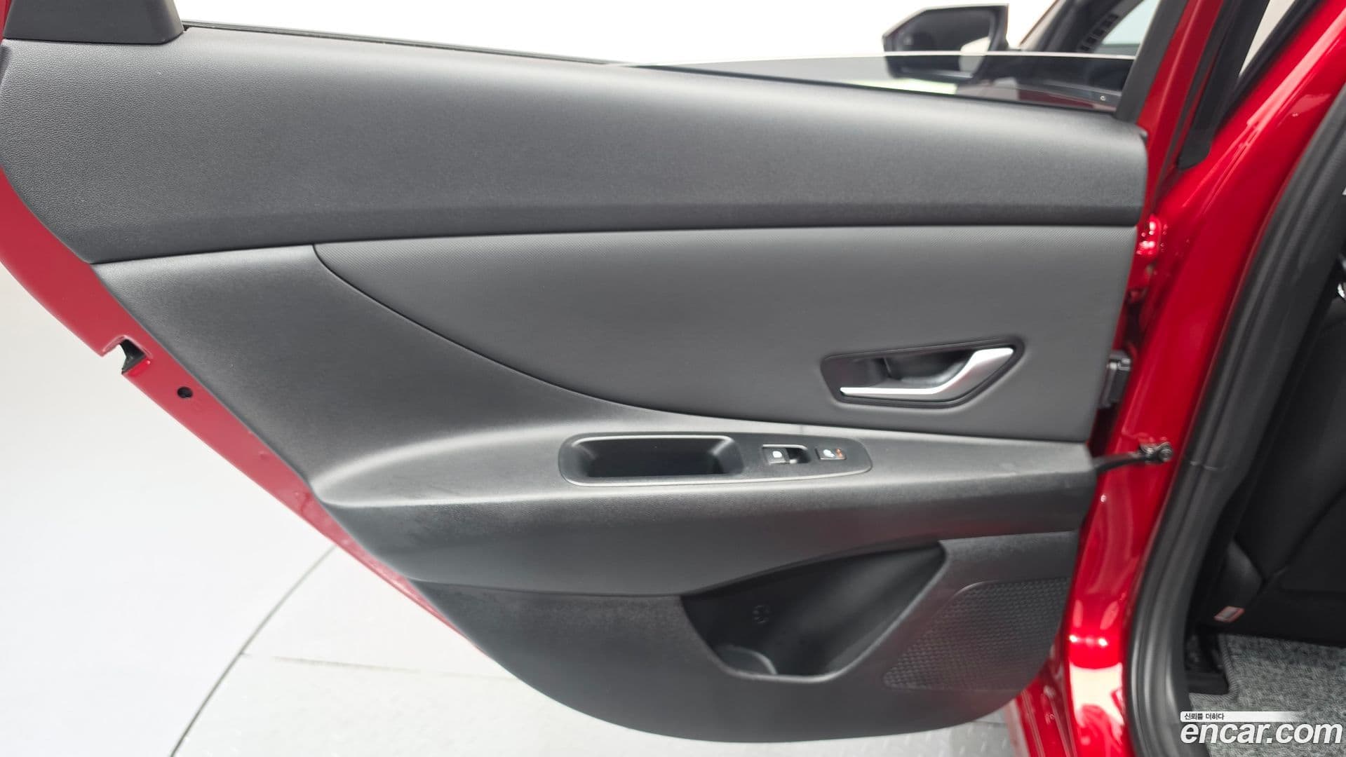 Main__Slider__Photo:AVANTE Hyundai 2025.8-24