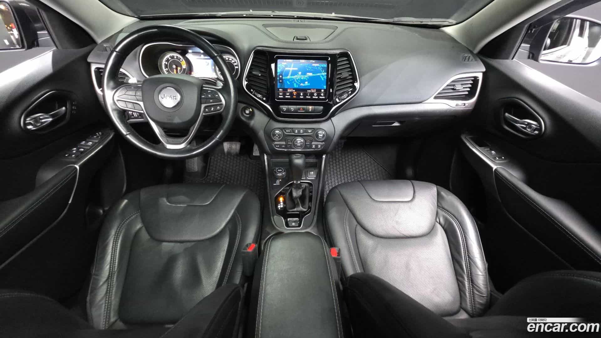 Cherokee Jeep 2021.2-INNER-007
