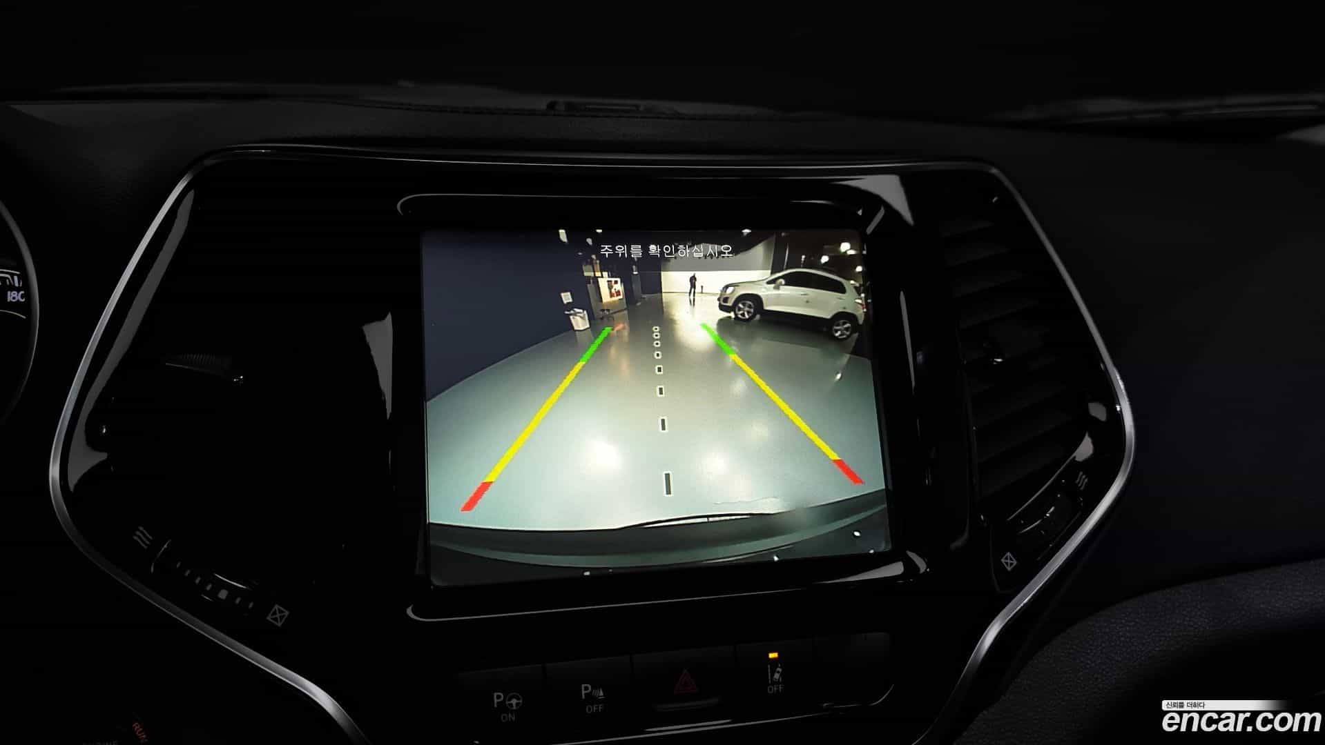 Cherokee Jeep 2021.2-OPTION-019