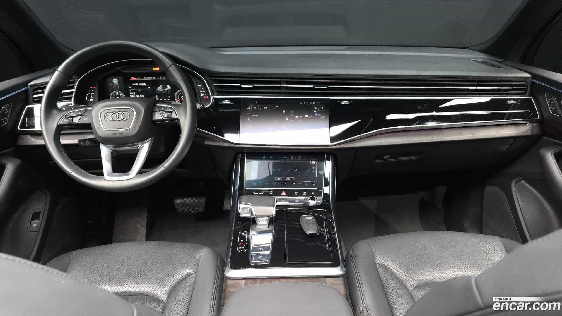 Q7 Audi 2022.1-INNER-007