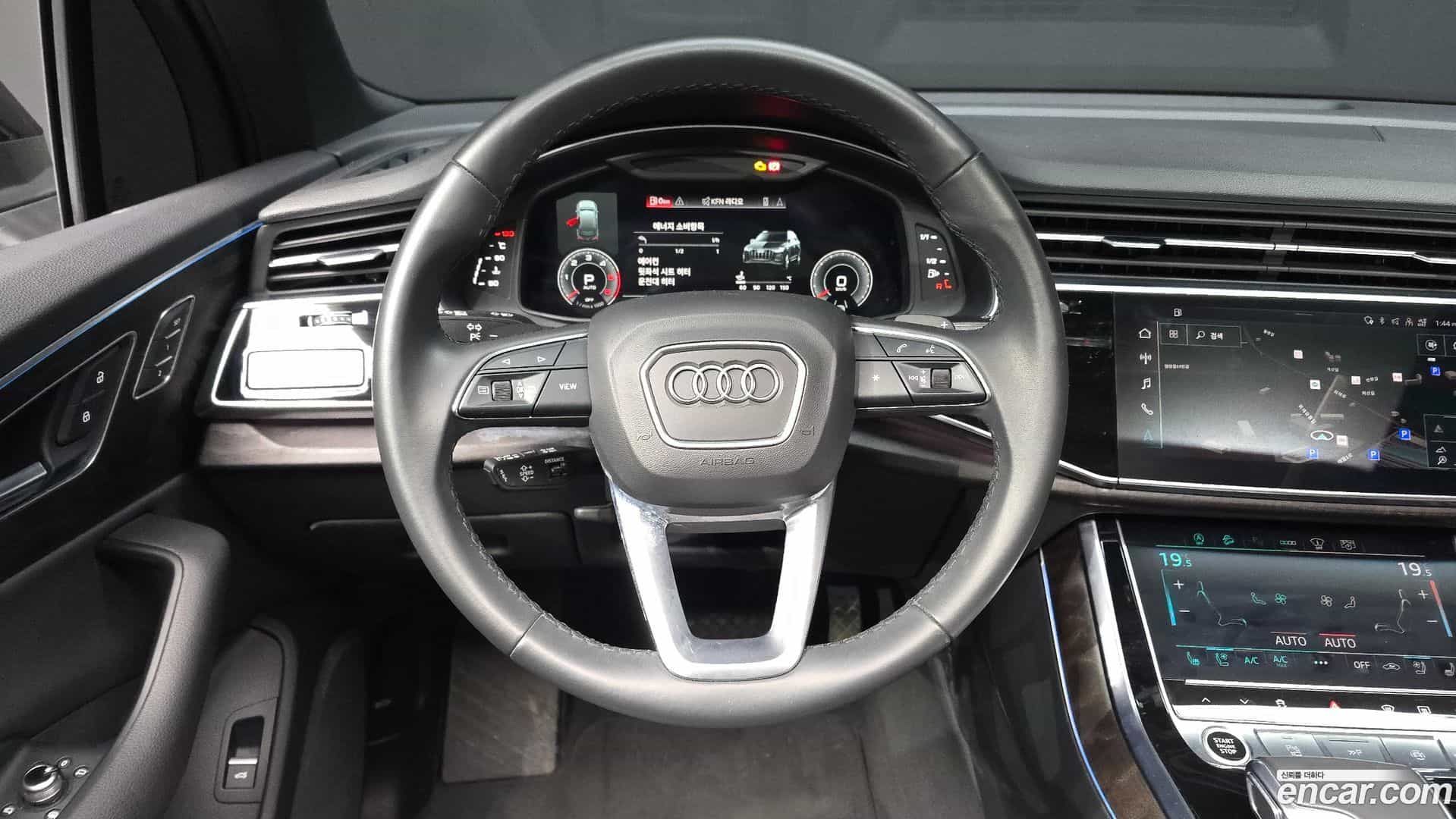 Q7 Audi 2022.1-OPTION-017