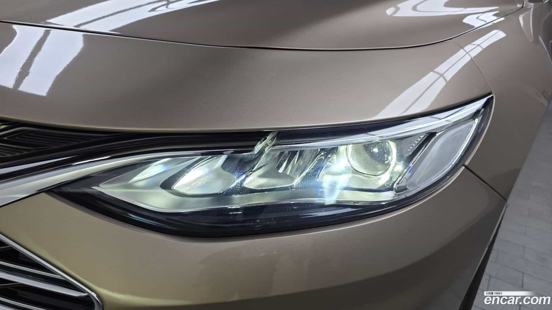 Malibu Chevrolet 2018.10-OUTER-032