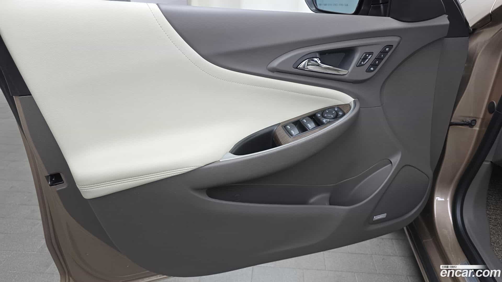 Malibu Chevrolet 2018.10-INNER-034