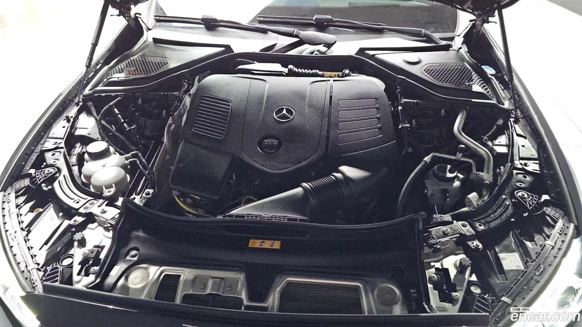 E-Class Mercedes-Benz 2024.8-OUTER-006