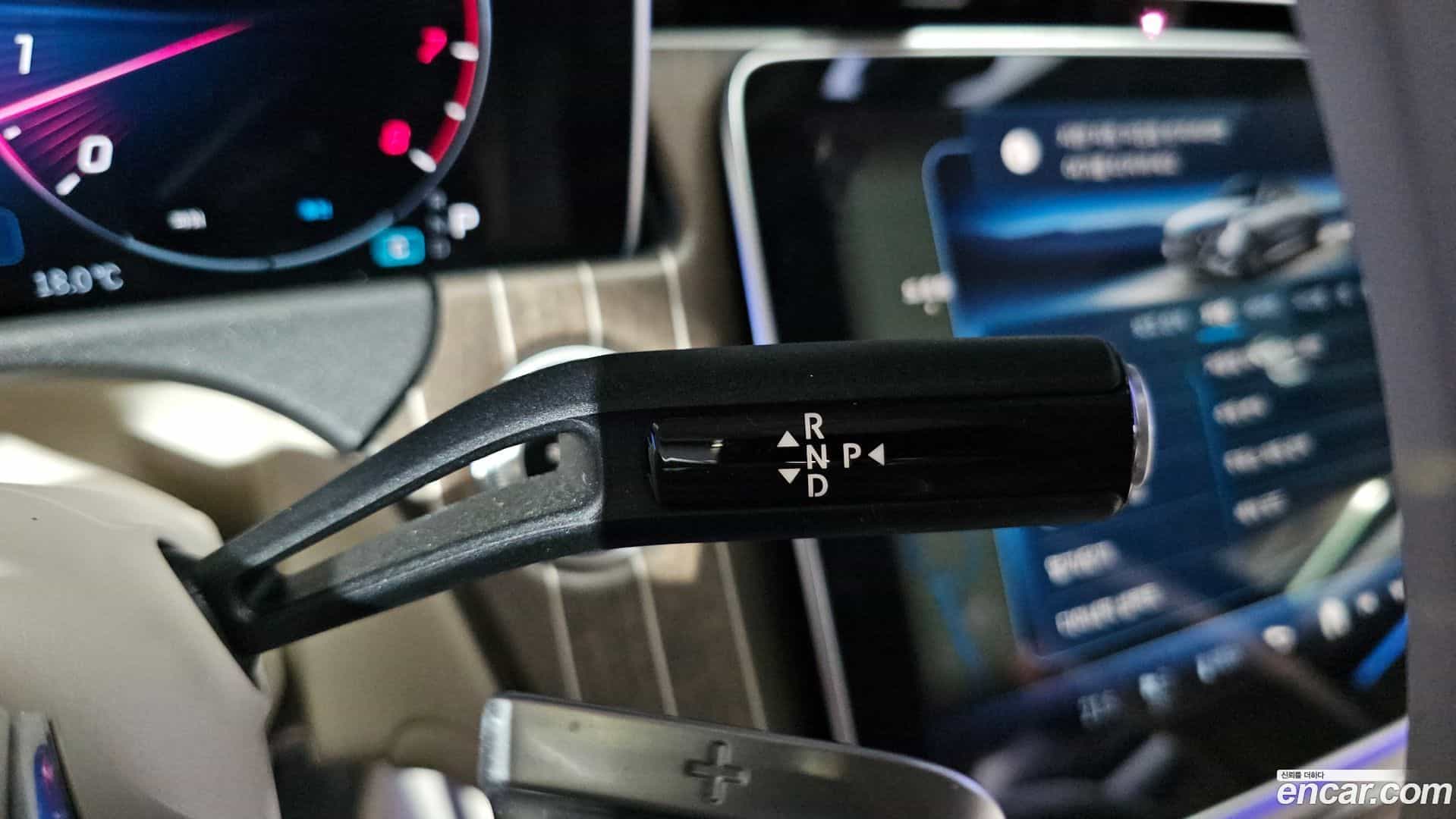 E-Class Mercedes-Benz 2024.8-INNER-009