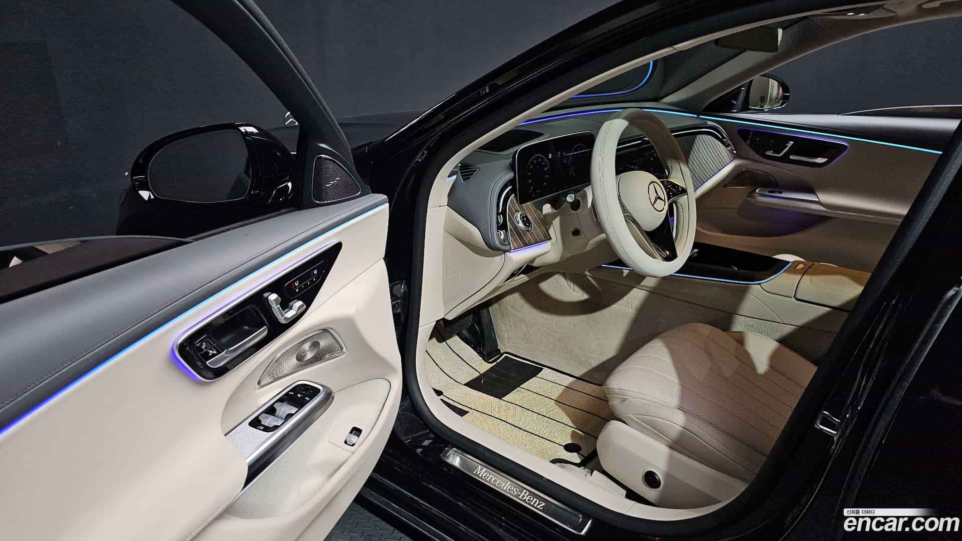 E-Class Mercedes-Benz 2024.8-INNER-010