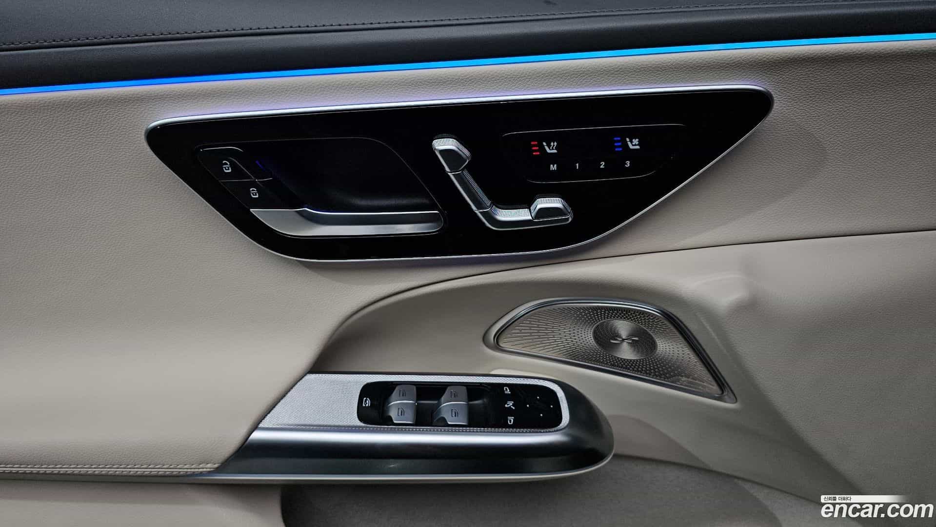 E-Class Mercedes-Benz 2024.8-OPTION-022