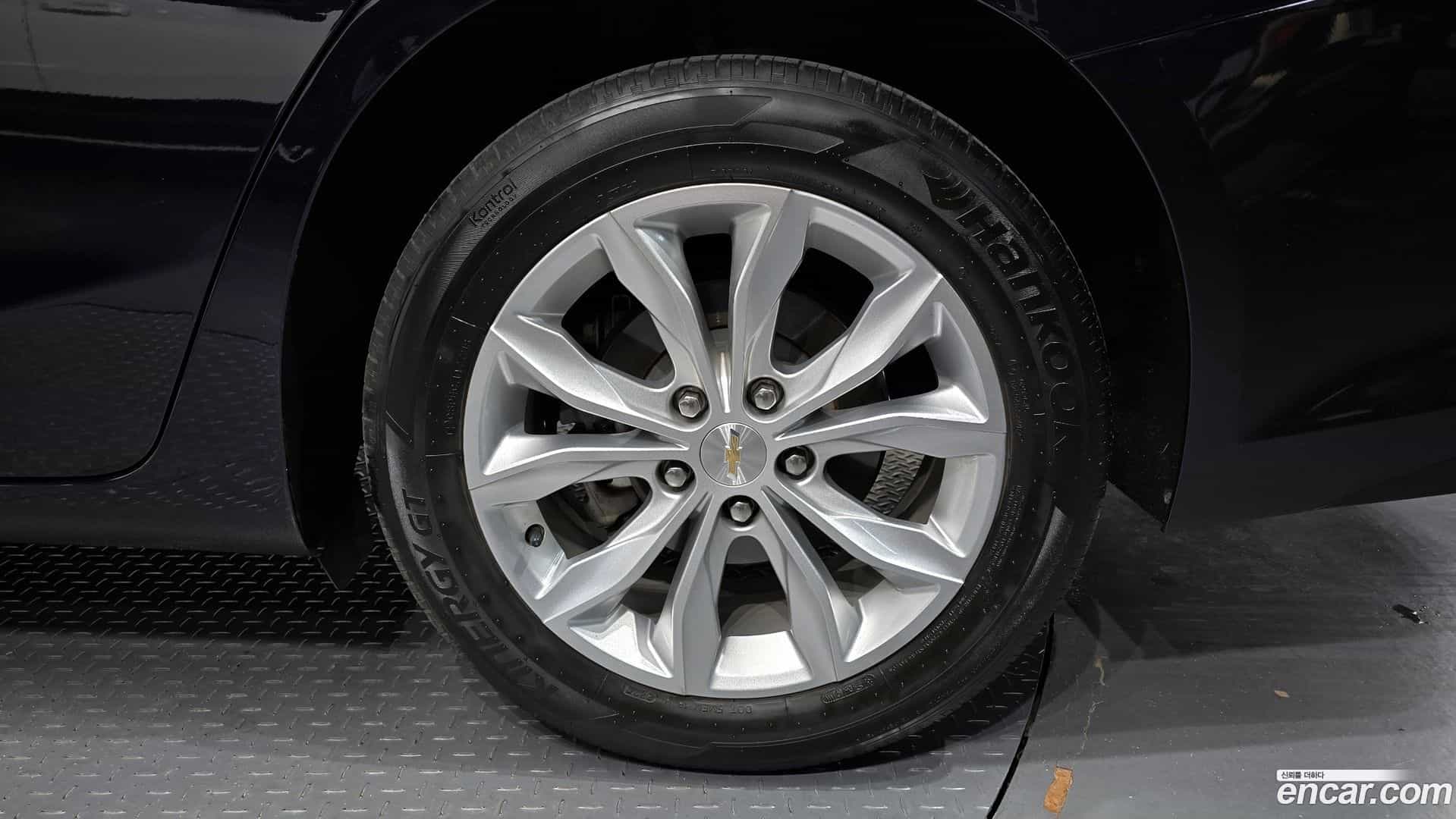 Malibu Chevrolet 2020.11-OUTER-031