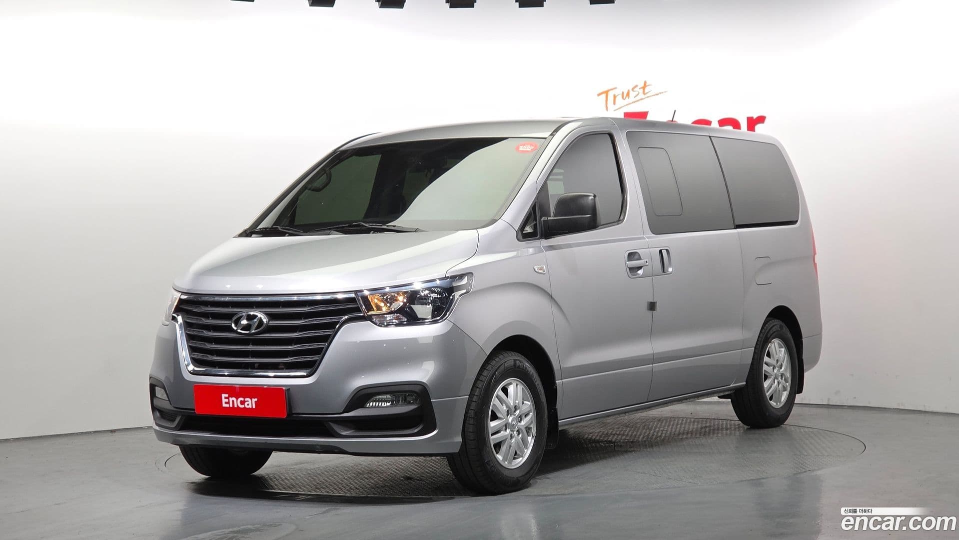 Main__Slider__Photo:Starex Hyundai 2021.0-0
