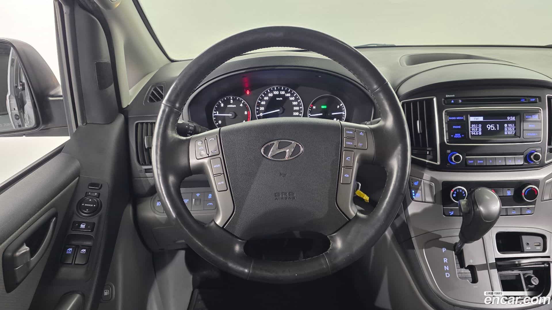 Starex Hyundai 2021.0-OPTION-017