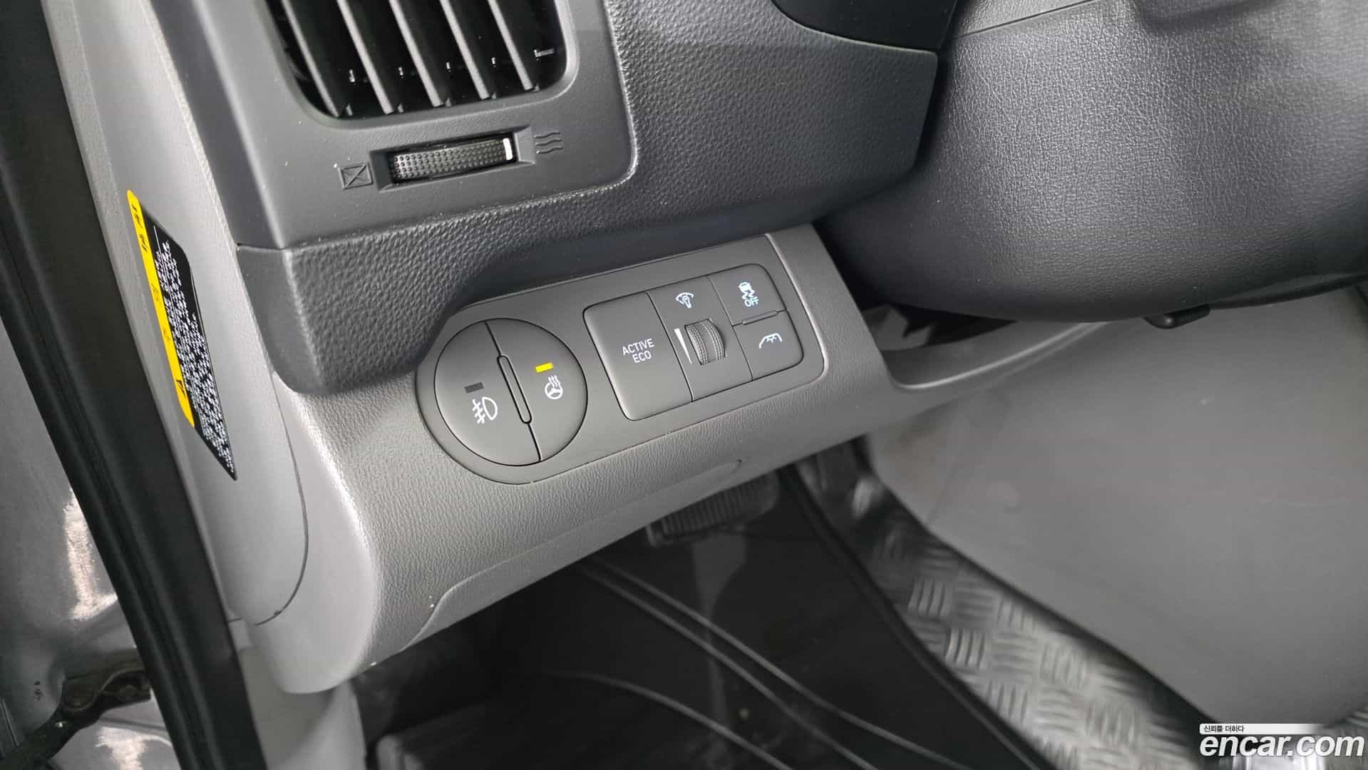 Starex Hyundai 2021.0-OPTION-019