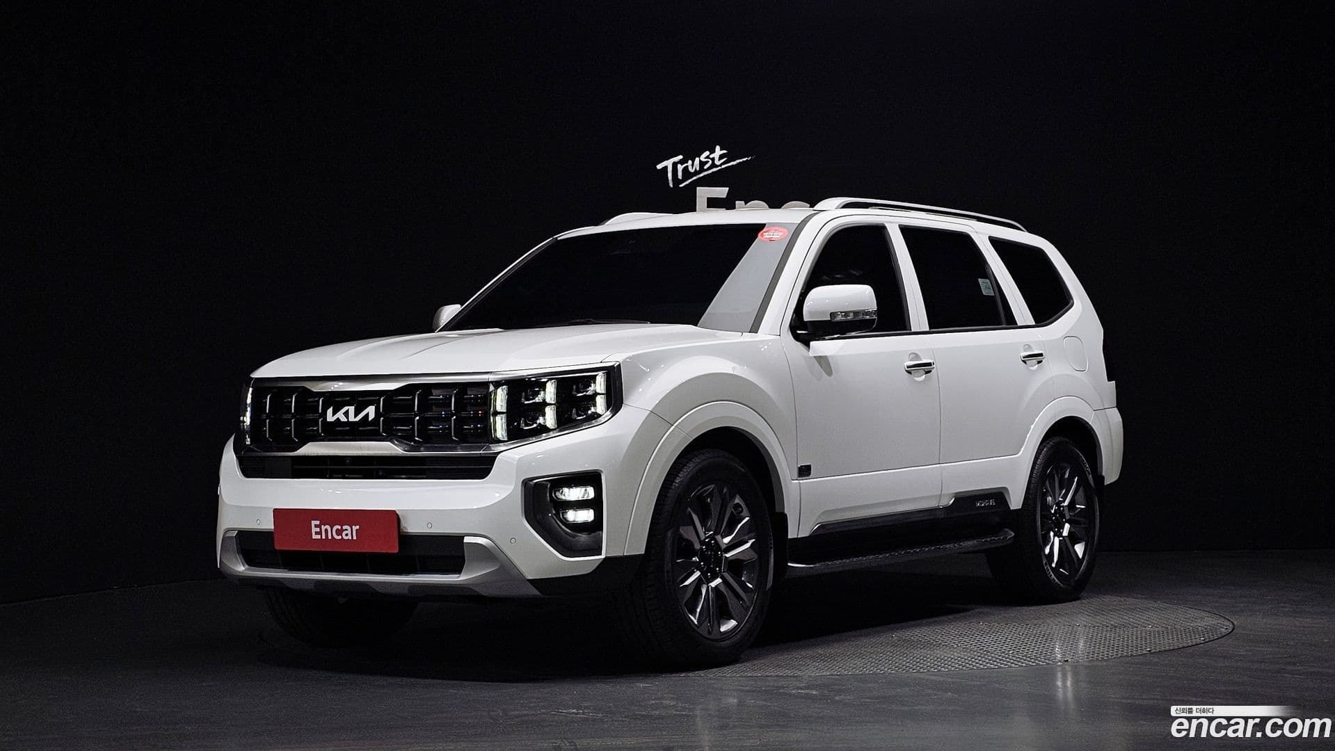 Main__Slider__Photo:Mohave Kia 2022.1-0