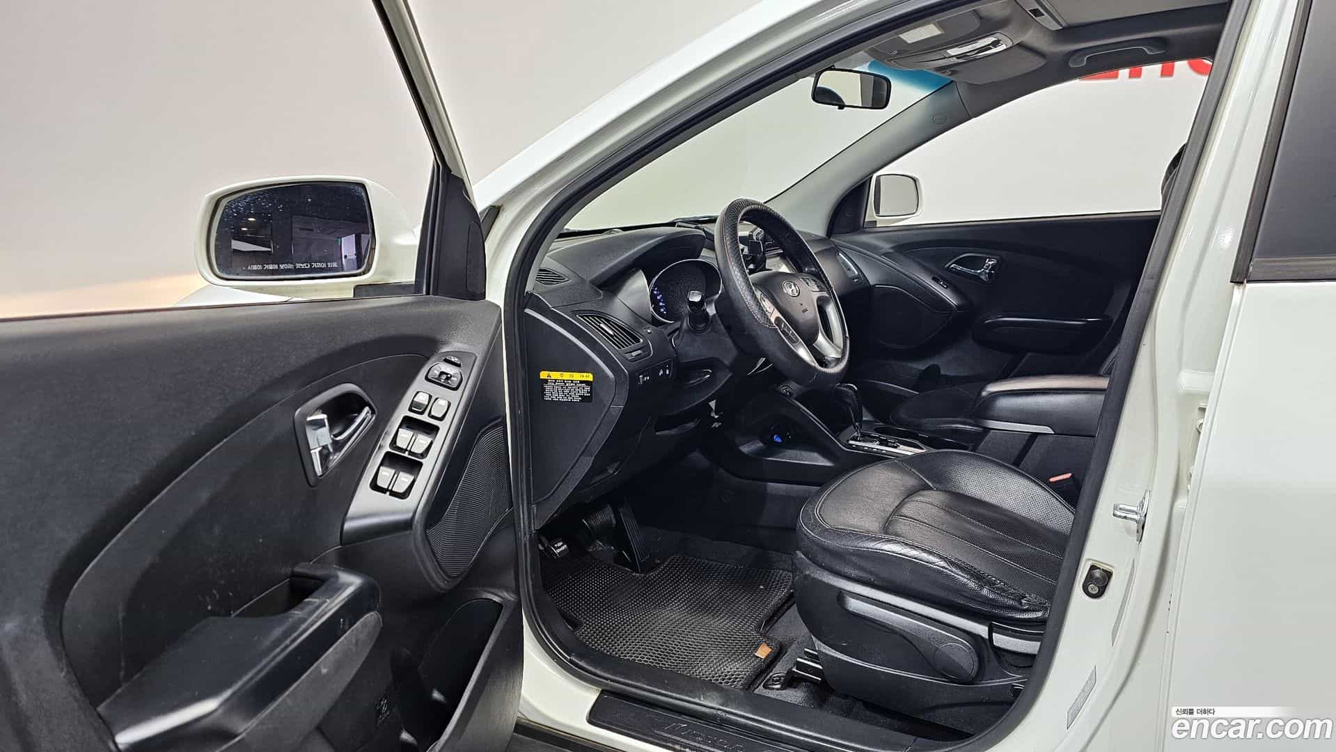 Tucson Hyundai 2013.3-INNER-010