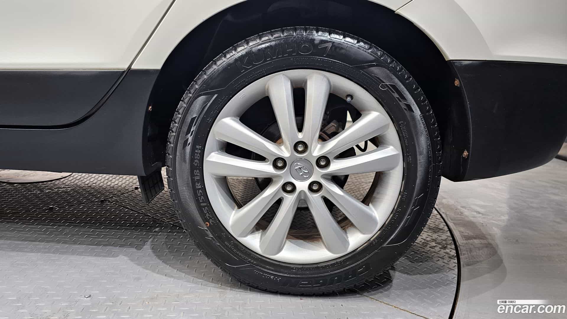 Tucson Hyundai 2013.3-OUTER-031
