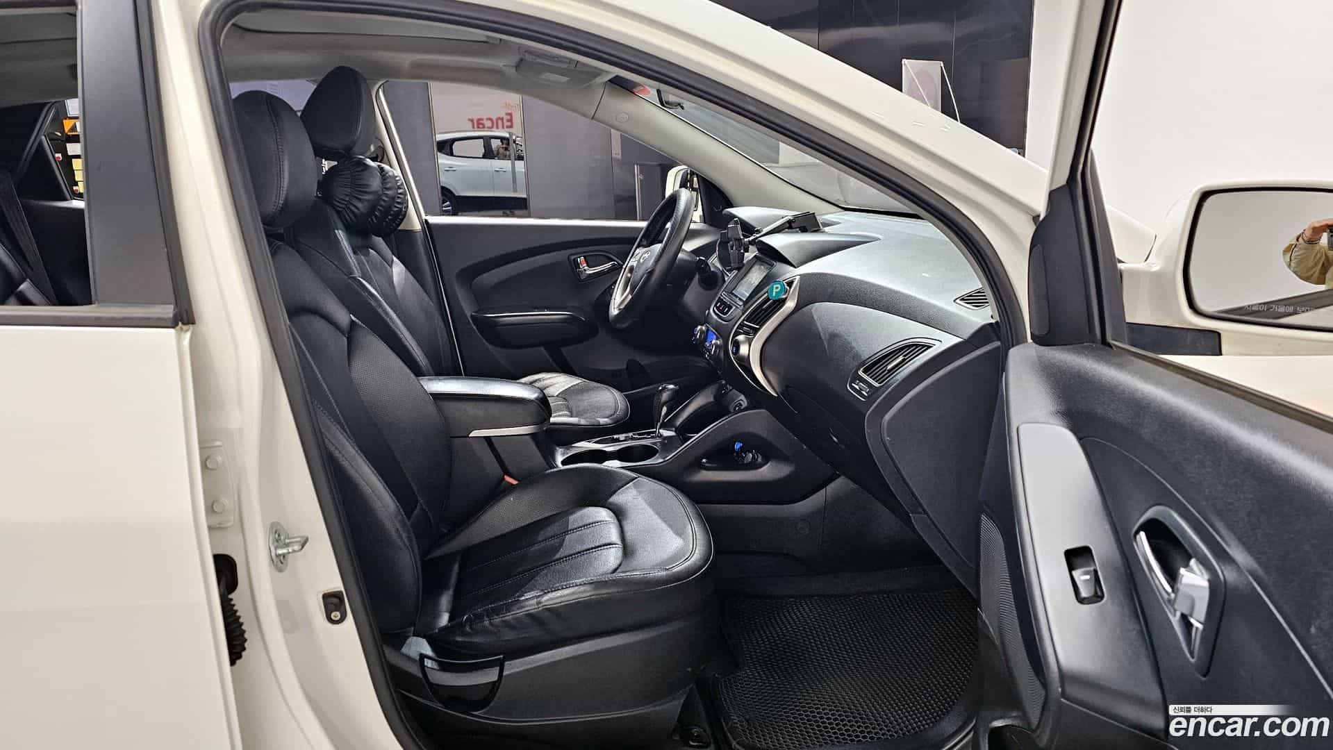 Tucson Hyundai 2013.3-INNER-036