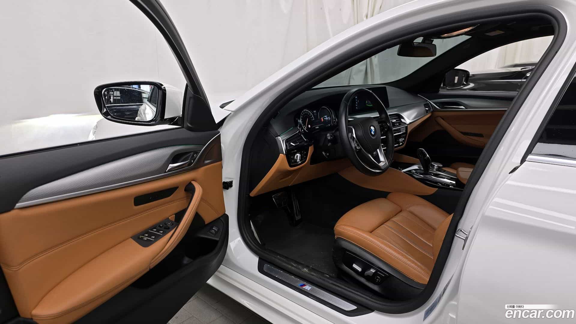 5-Series BMW 2018.9-INNER-010