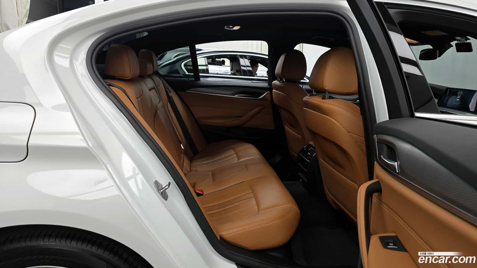 5-Series BMW 2018.9-OPTION-016