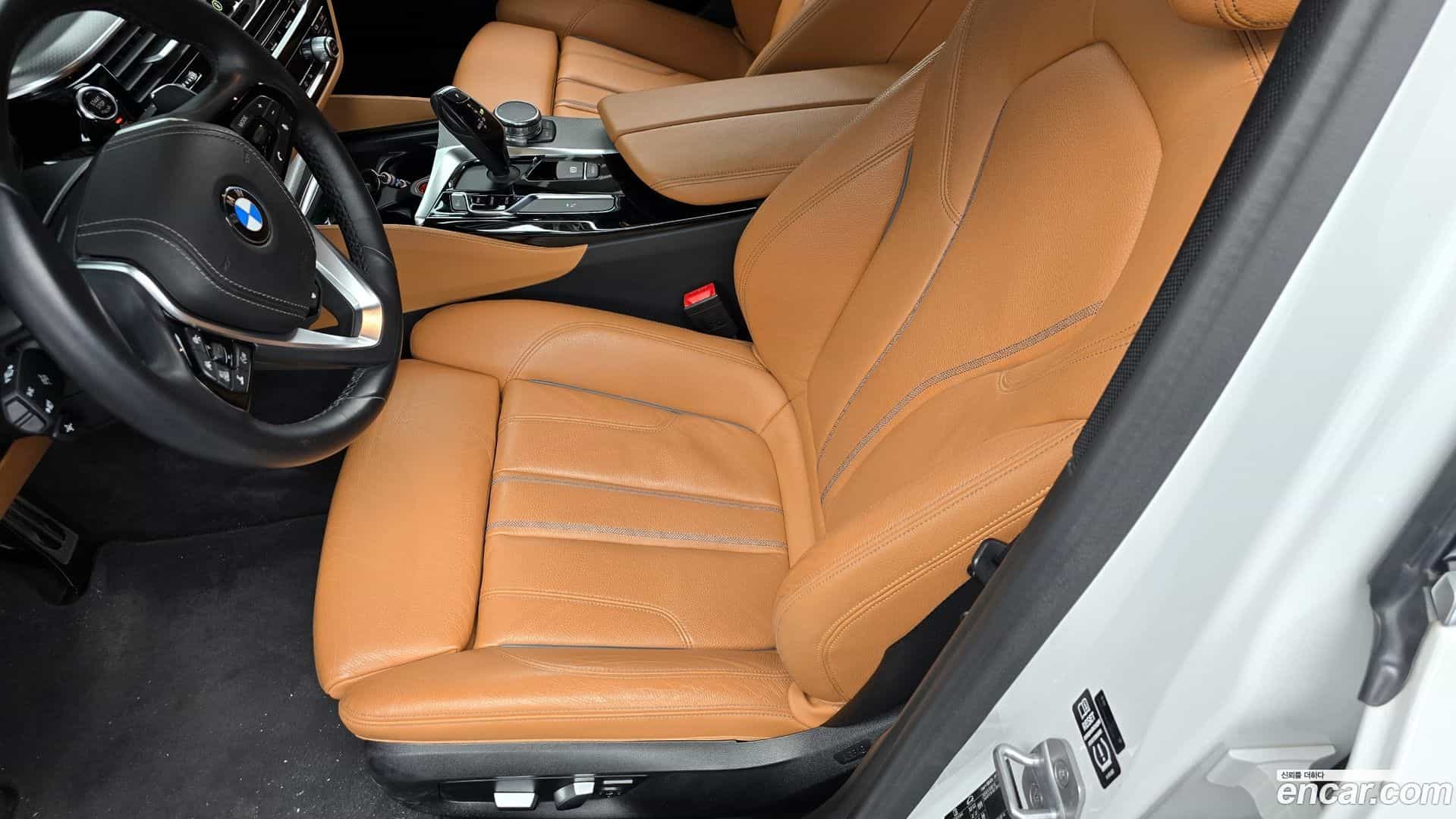 5-Series BMW 2018.9-INNER-036