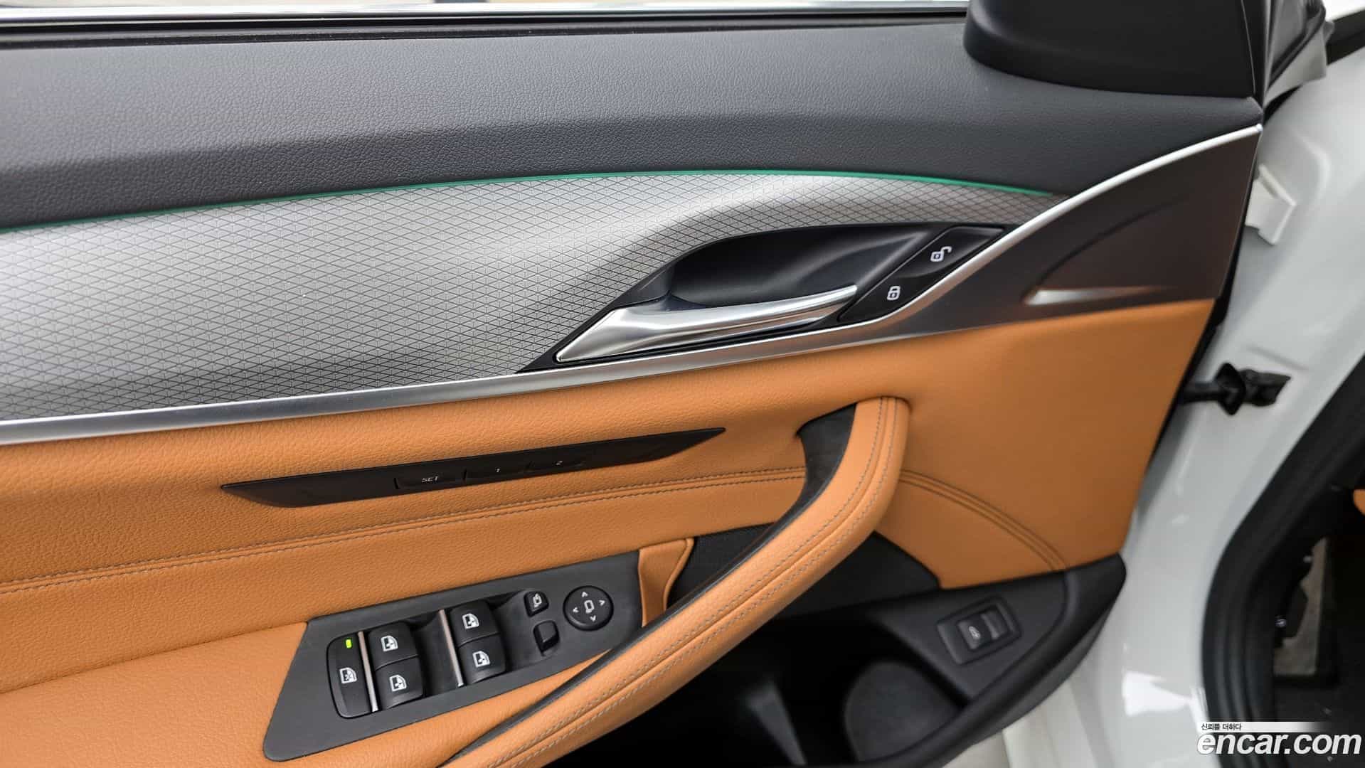 5-Series BMW 2018.9-OPTION-041