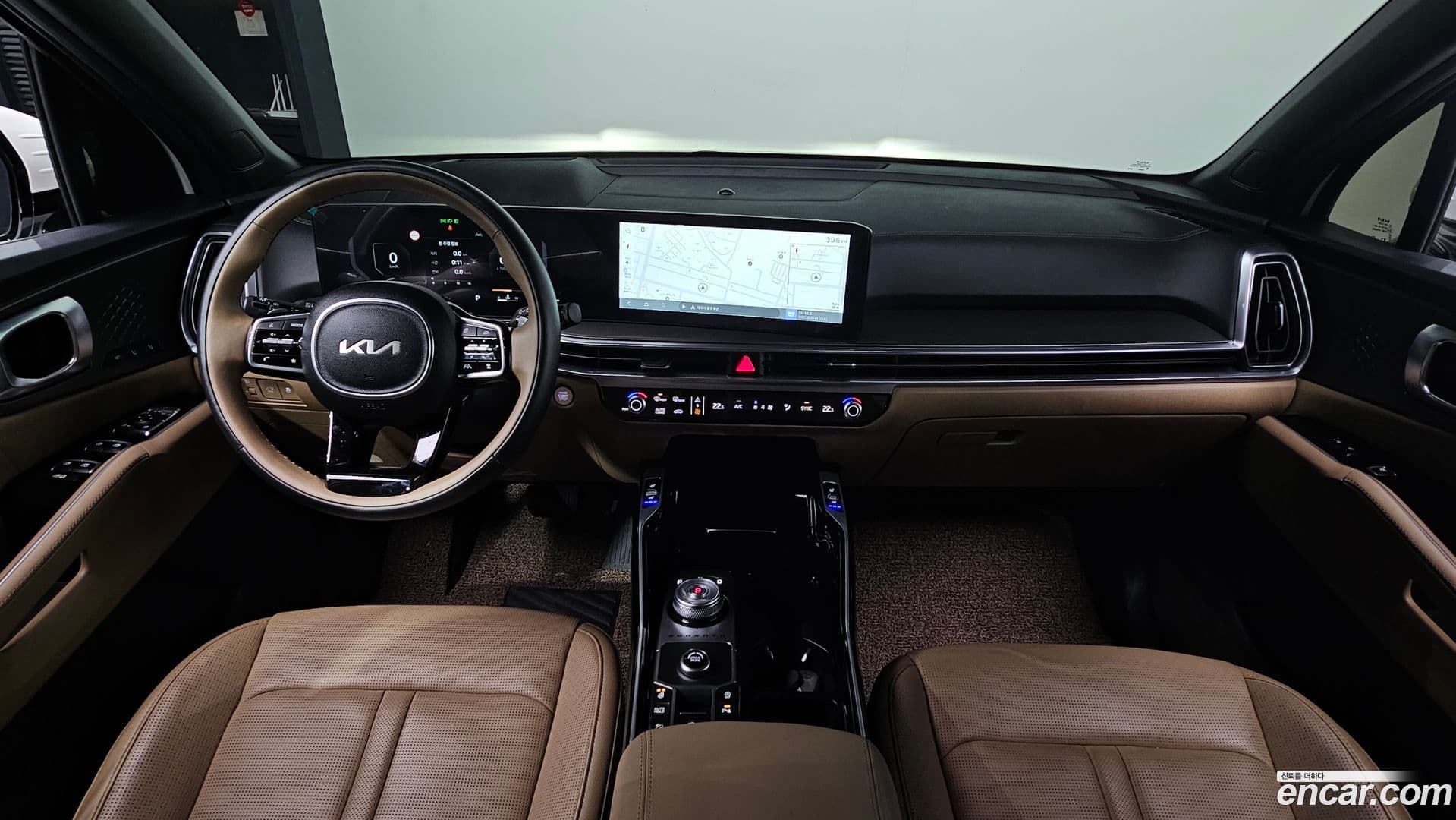 Main__Slider__Photo:Sorento Kia 2025.3-6