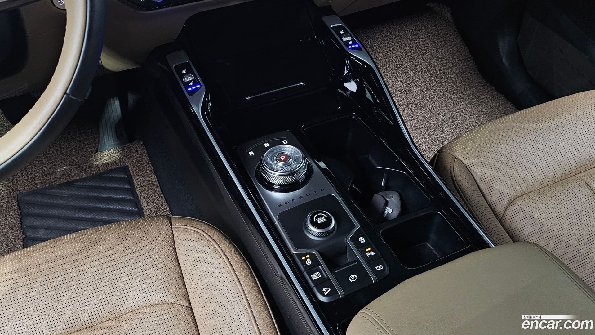 Main__Slider__Photo:Sorento Kia 2025.3-8